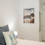 Oceanview Dreamer's Delight Apartment