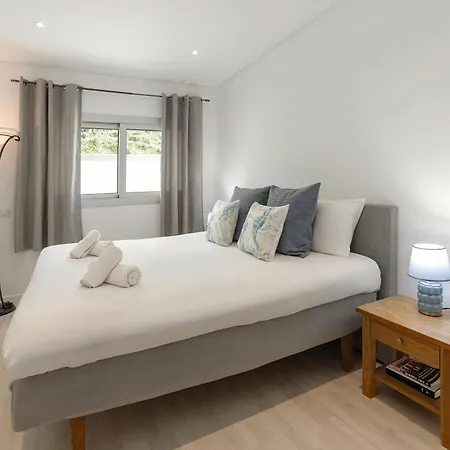 Oceanview Dreamer's Delight Apartment Nazare